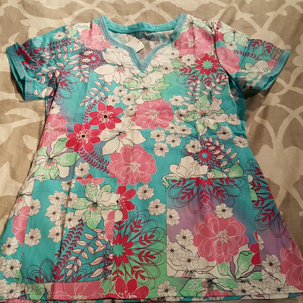 Scrub top