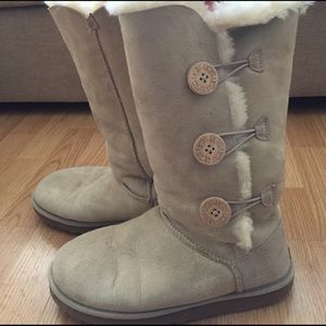Three button tan uggs
