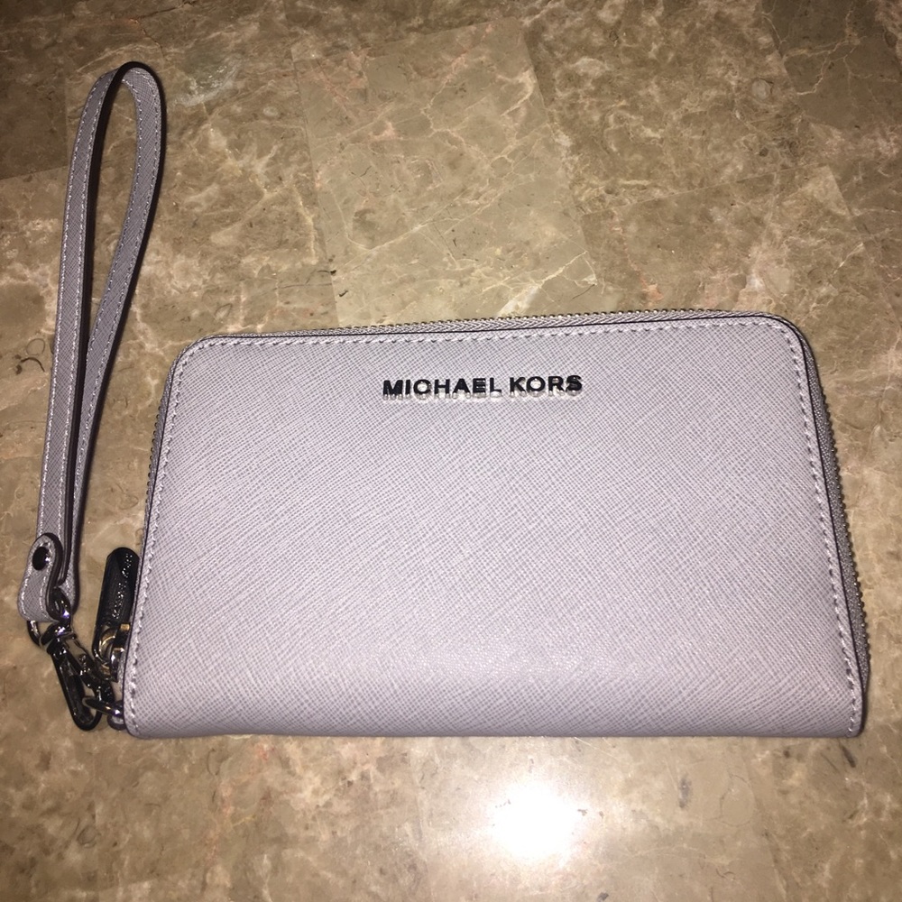 NEW Grey Michael Kors Wristlet