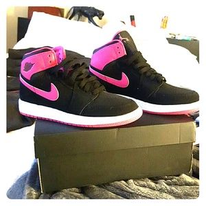 Air jordans brand new never ever worn.