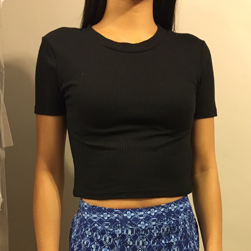 Ribbed cropped top