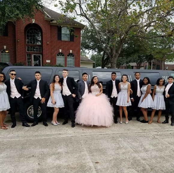 Meet your Posher, Cristina - Picture 4 of 5