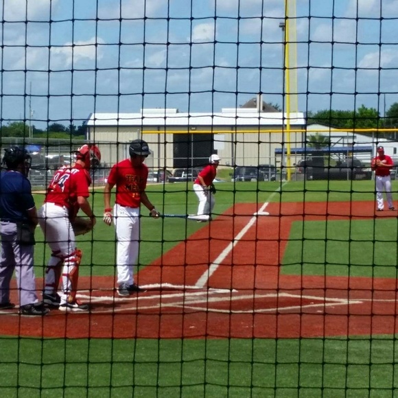 Meet your Posher, Cristina - Picture 5 of 5