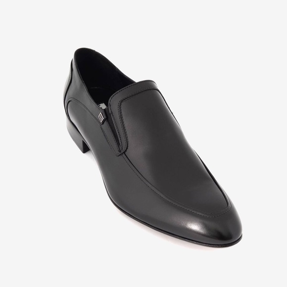 Men formal black leather loafers. NWT main image 4