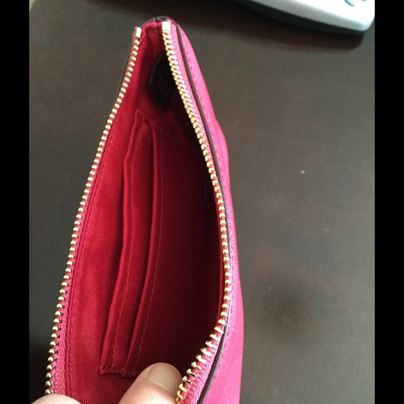 NWT Coach Leather Wristlet - Picture 2 of 2