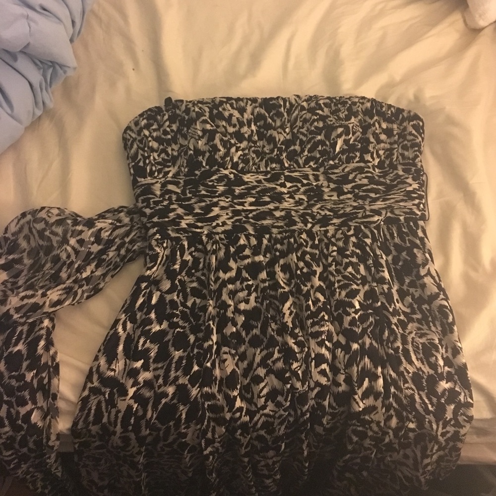 Black and white strapless dress