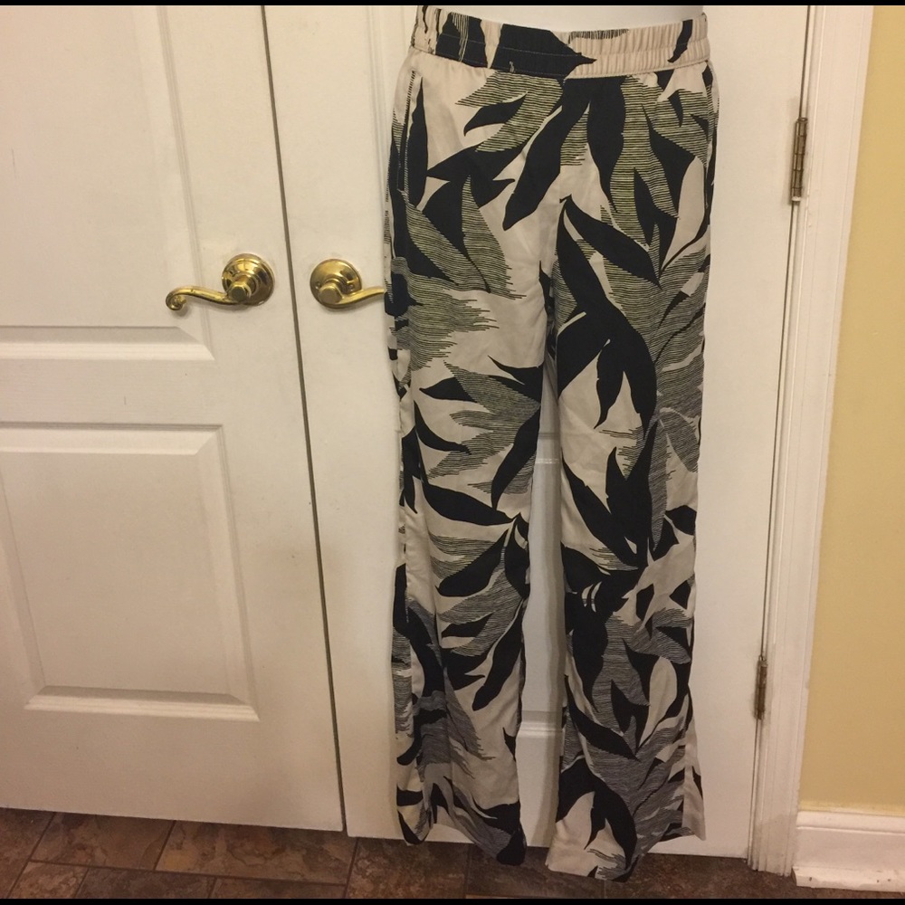 Worthington black/ivory wide leg pant small