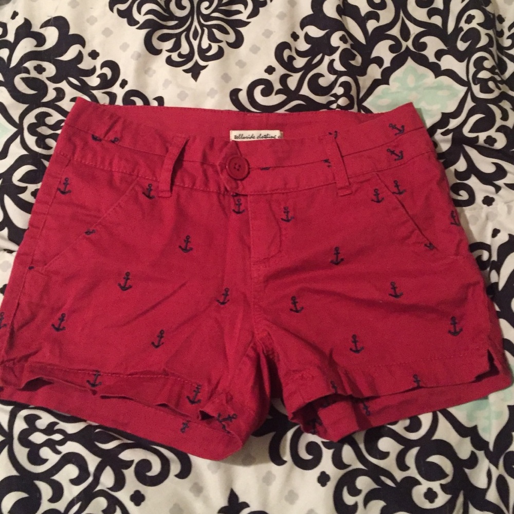 Size 2 red shorts with blue anchors