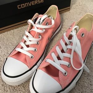 Pink converse