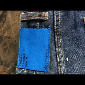 Adidas jeans