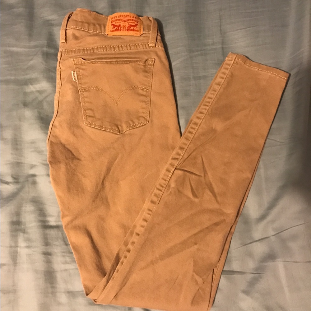 🦋🦋Levi's Skinny Khakis🦋🦋