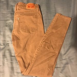 🦋🦋Levi's Skinny Khakis🦋🦋