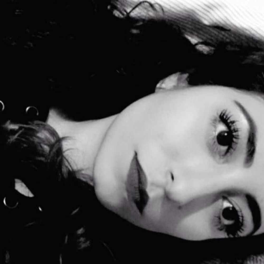 Meet your Posher, Cinthya