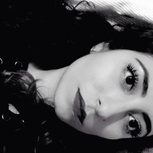 Meet your Posher, Cinthya