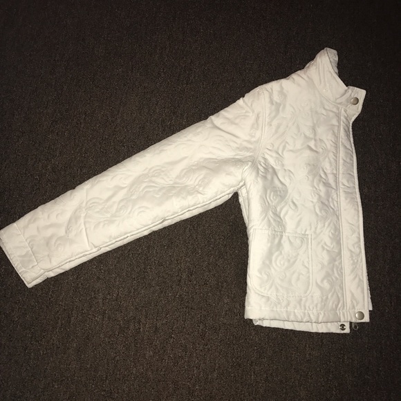 WET SEAL - Picture 3 of 4