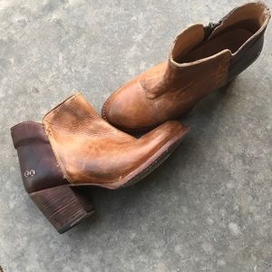 "Yell" bedstu ankle boots