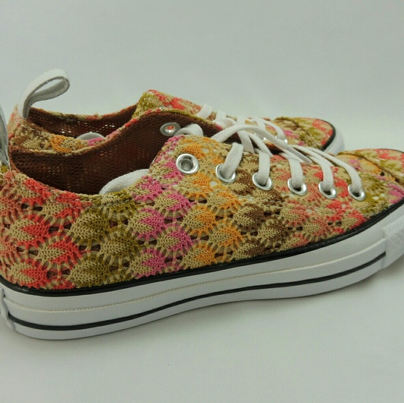 Converse, NWT, Women's Missoni Chuck Taylor - Picture 2 of 7