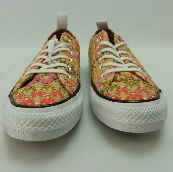 Converse, NWT, Women's Missoni Chuck Taylor - Picture 5 of 7
