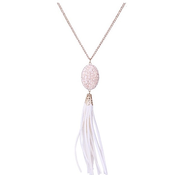BOHO white tassel necklace sweater ready!!! - Picture 2 of 5