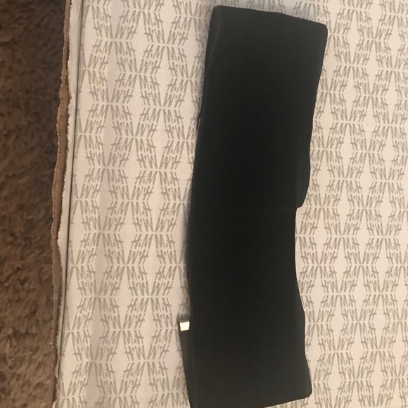 Chockers - Picture 2 of 5