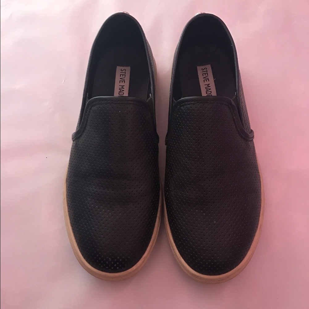 Steve Madden slip on sneakers