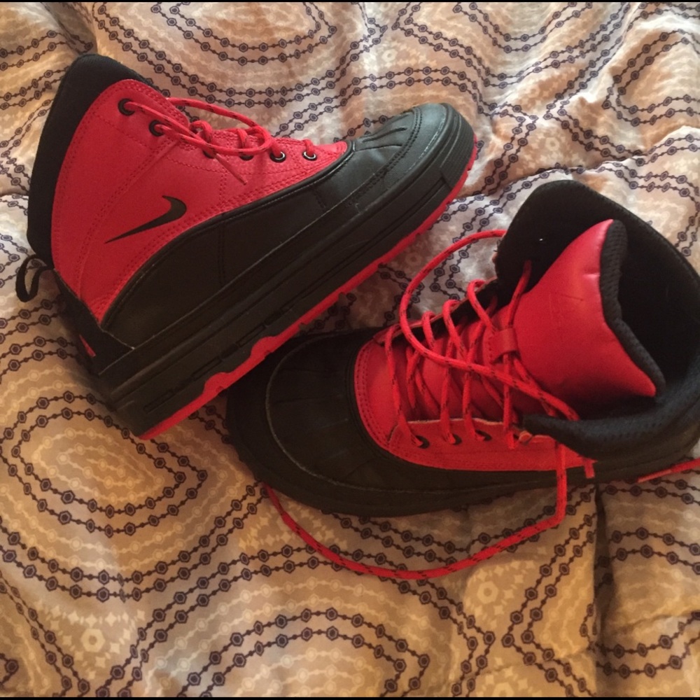 Nike boots
