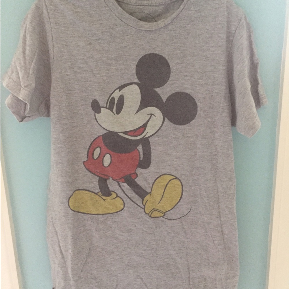 Mickey mouse t-shirt