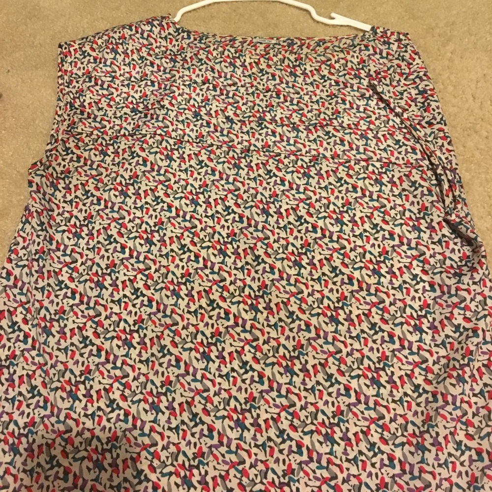 Cute vintage f21 shirt