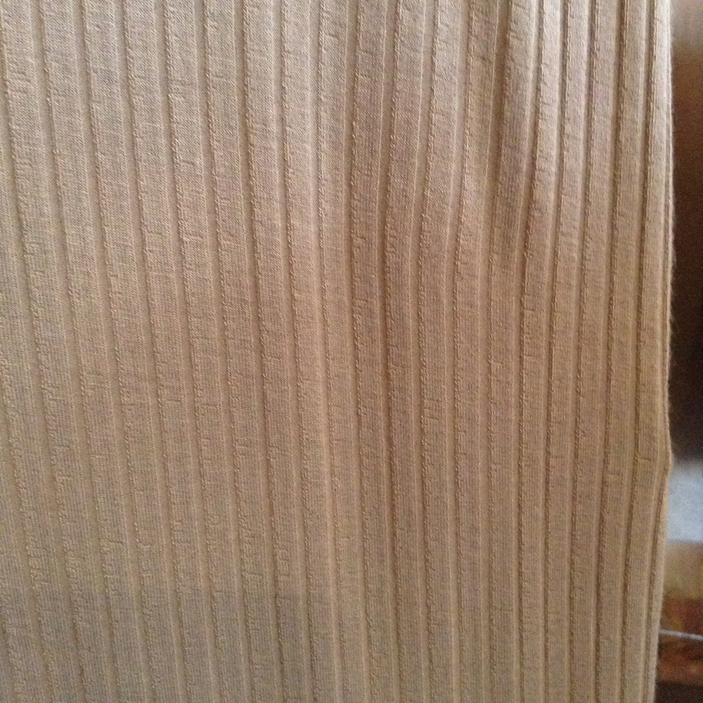 Pencil Knit Skirt-HOST PICK 🌟 - Picture 4 of 7