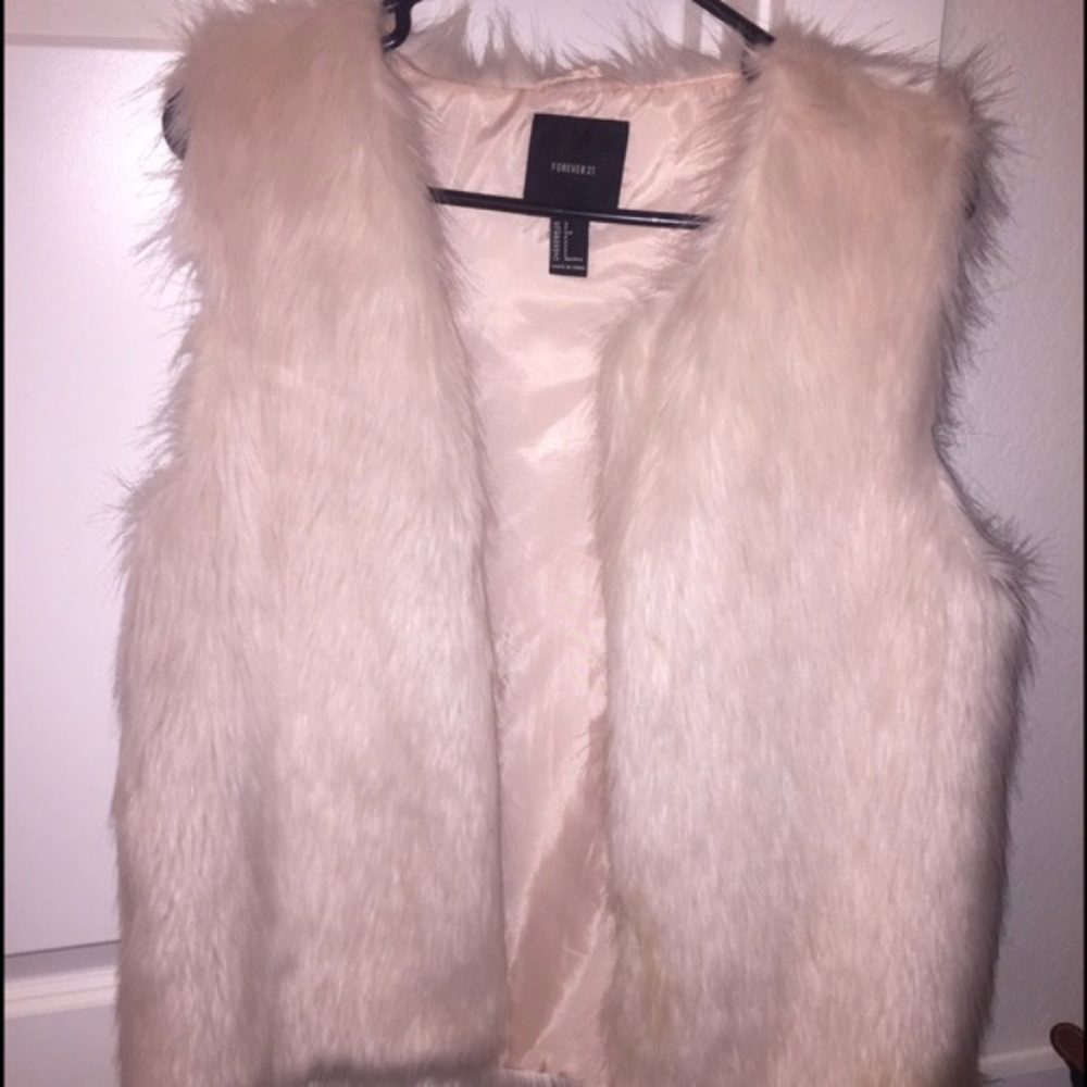 Forever 21 light pink fur vest