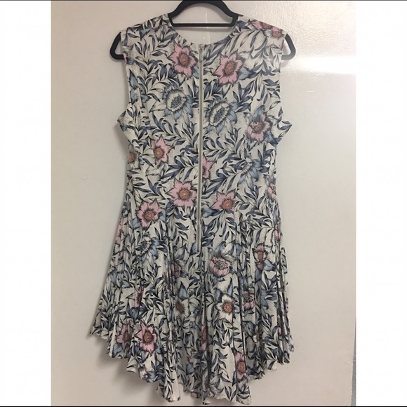 HM Floral Dress - Picture 2 of 3