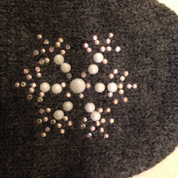 FREE Crochet mittens - Picture 3 of 3