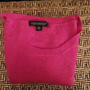 Banana Republic pink sweater