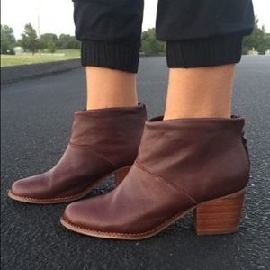 NWT TOMS | Leila Oxblood Full Grain Leather Bootie