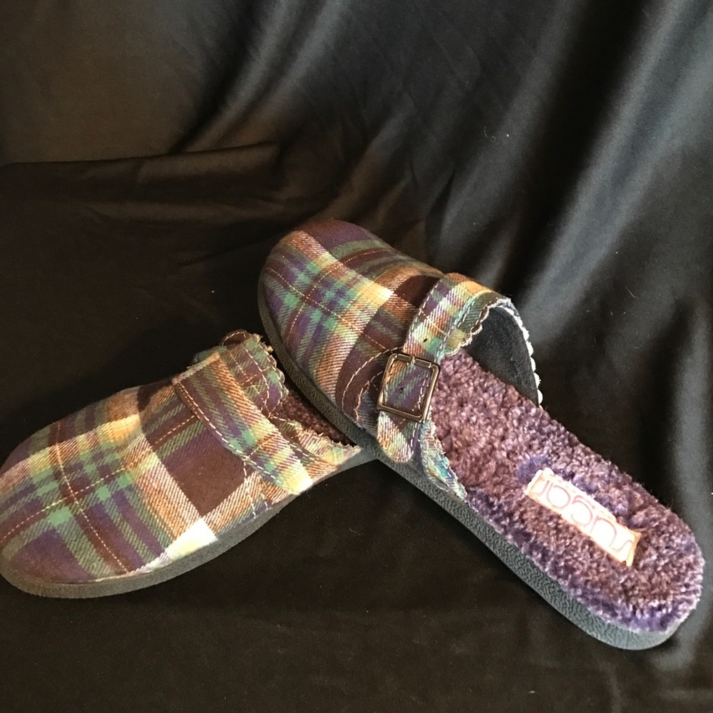 Purple plaid shoes
