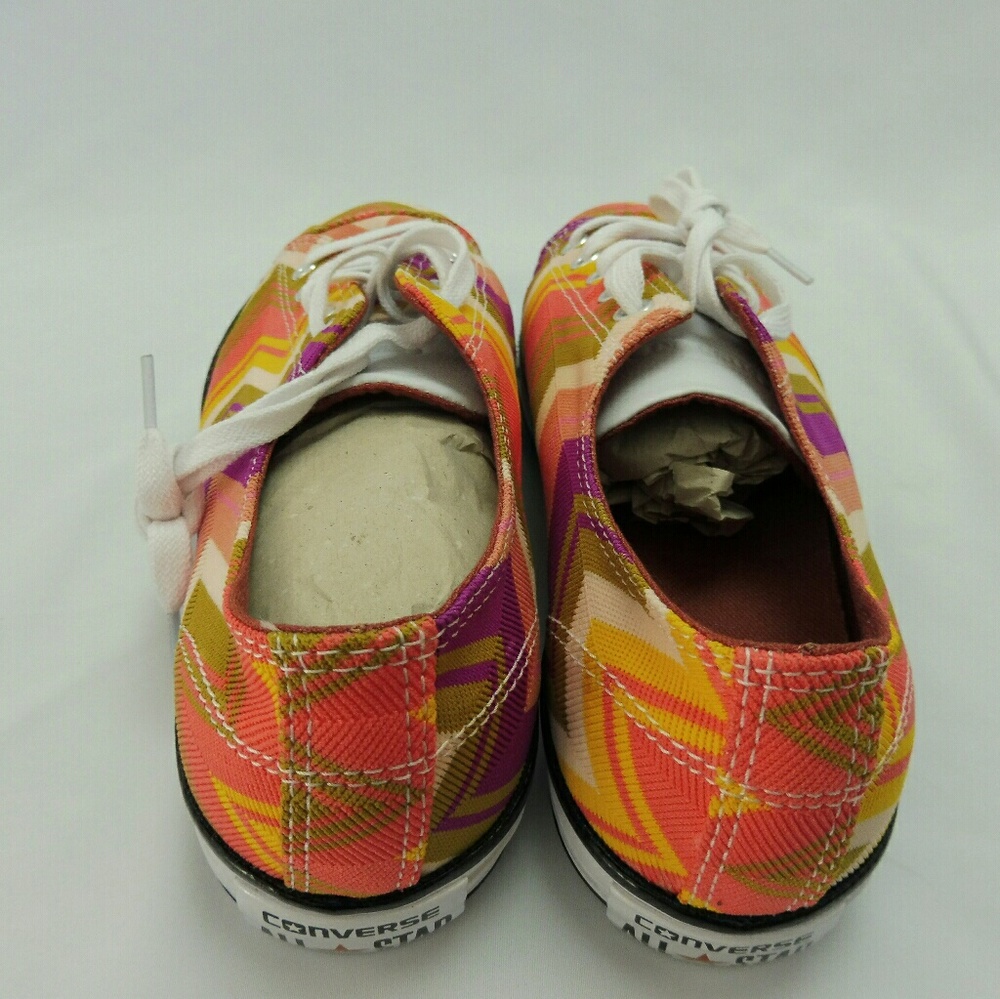 Converse, NWT, Women's Missoni Chuck Taylor - Picture 4 of 6