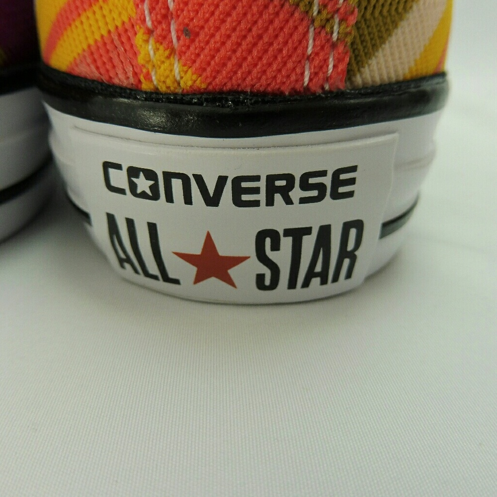 Converse, NWT, Women's Missoni Chuck Taylor - Picture 5 of 6