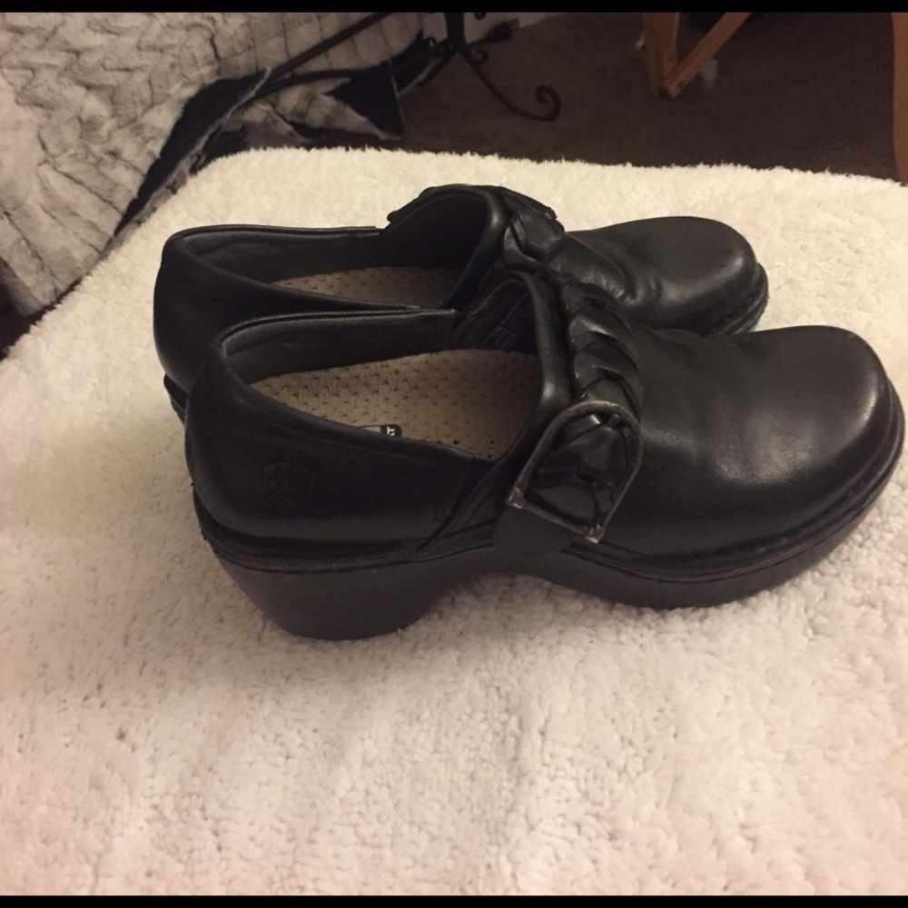 Ariat clogs