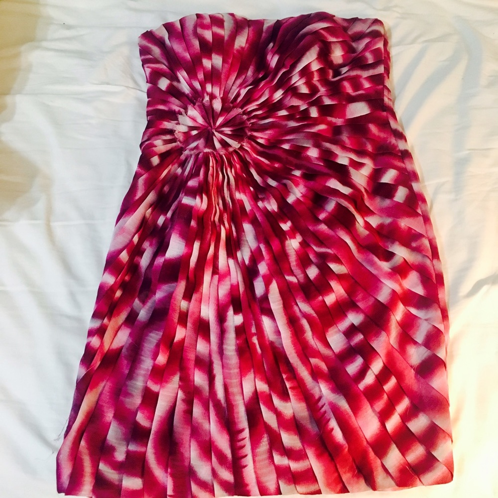 Hot!!  Pink Date Night Strapless Dress!!  Size M