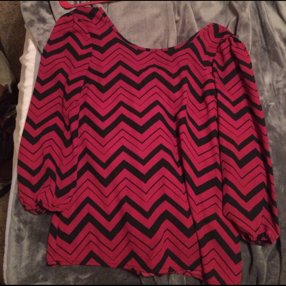 3/4 sleeve silk chevron shirt