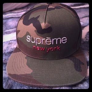 Supreme NY  Classic  Camouflage 5 Panel Snapback