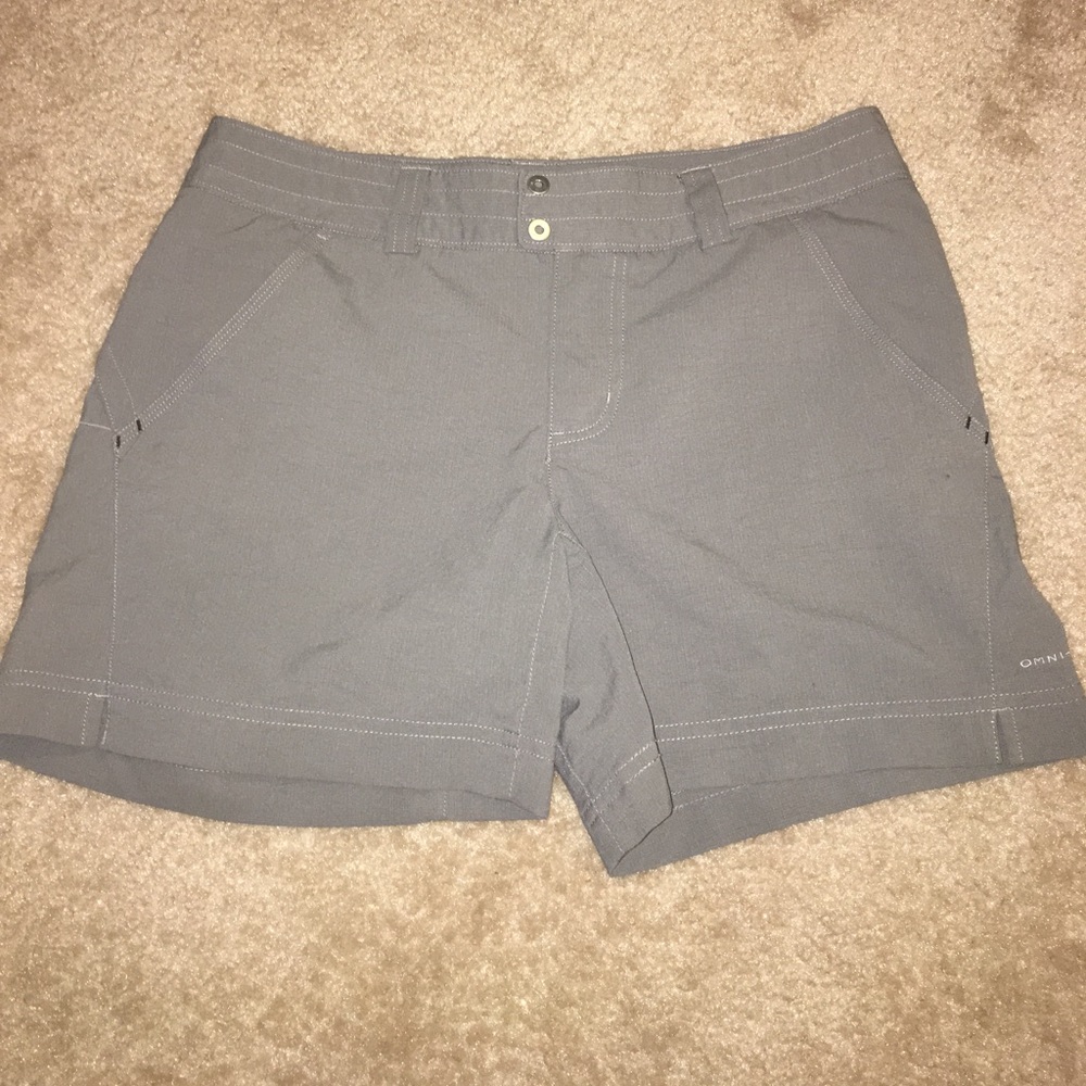 Columbia hiking shorts