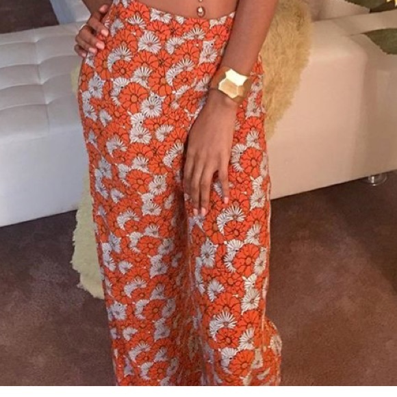 Cute top shop flower print pants. Only worn once - Picture 2 of 2