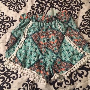 Size S boutique shorts never been worn