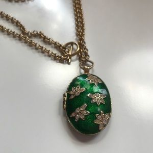 Banana Republic Long Green Locket Necklace