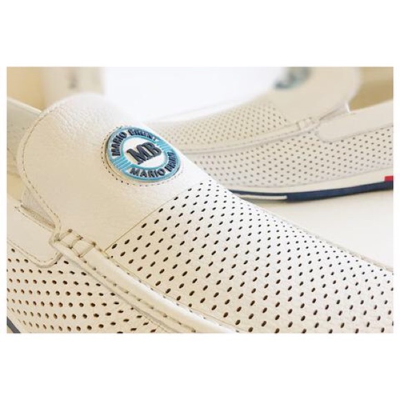 Men white leather loafers. NWT