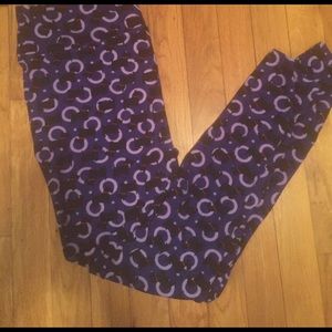 LuLa Roe Scottie dog leggings!