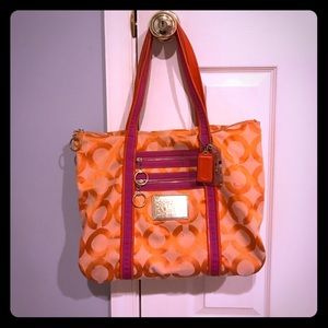 Vintage Coach Poppy Purse.