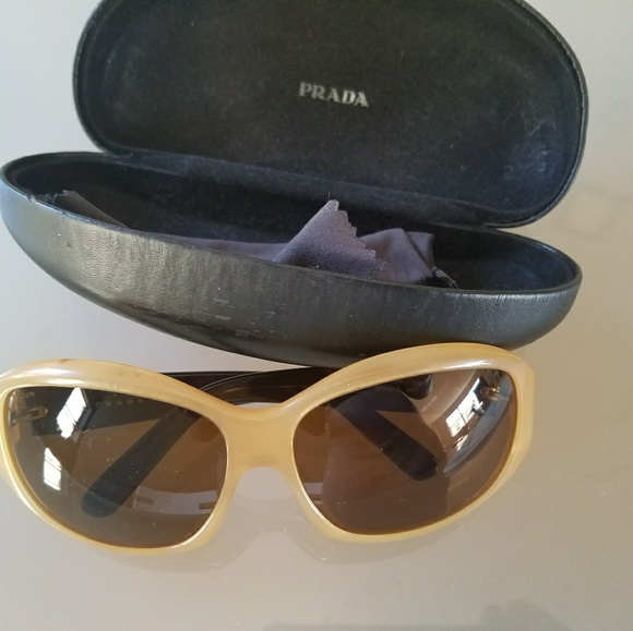 Prada Sunglasses - Picture 2 of 6
