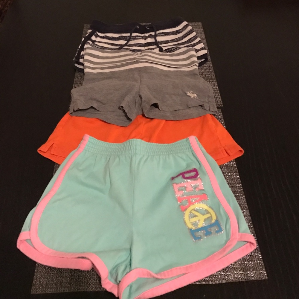 💛 Girls Lot of 4 Active Shorts 💛